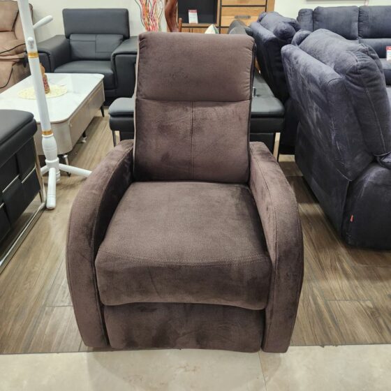 Bakly_Single_Recliner_front_view