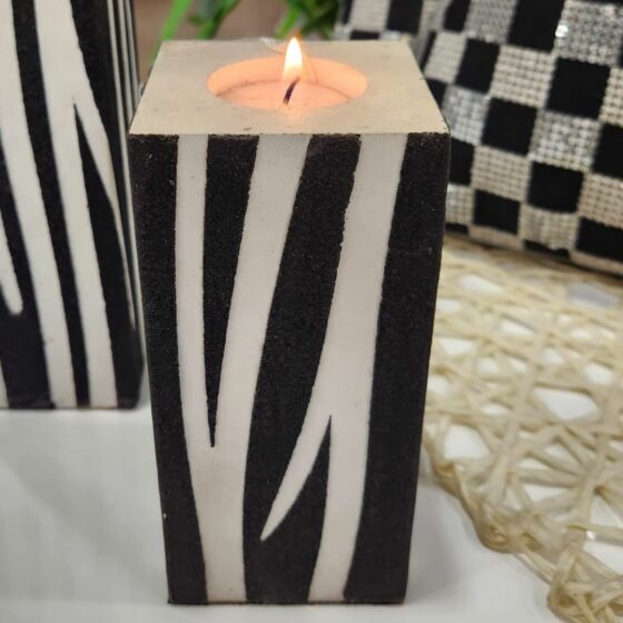 Candle_Holder_CH_17_G_close-up_single_piece