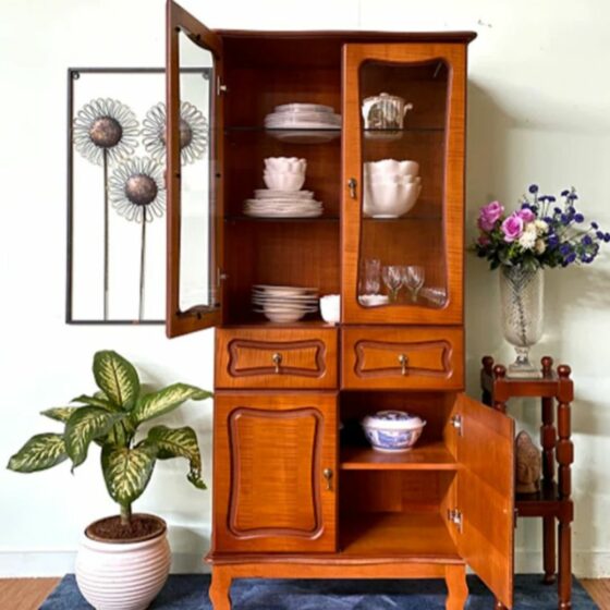 Two_Door_Solid_wood_crockery_unit_with_glass_DG09_one-side_open_view