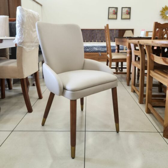 Zara_Natural_Marble_Top_Dining_Set_and_Dining_Chair_2301_leftside