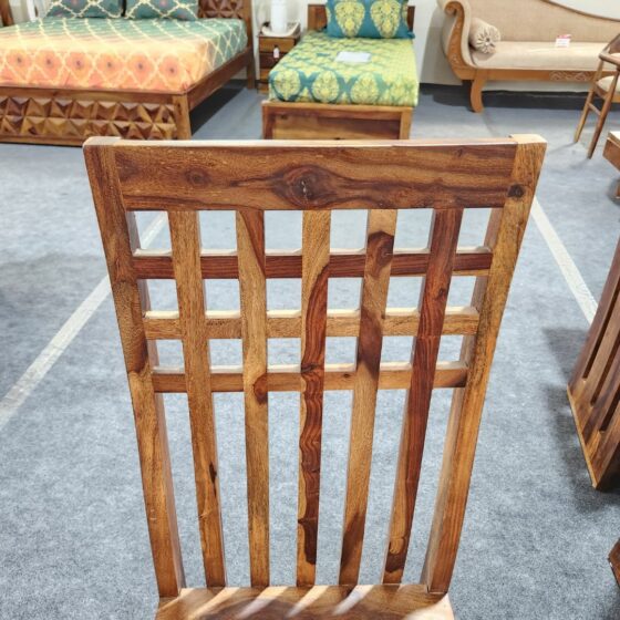 Kuber_Sheesham_Wood_Dining_Set_chair-top