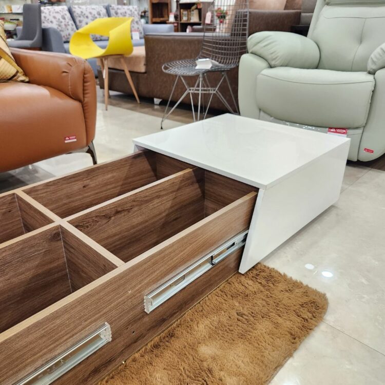 Logon_CT-7_Extendable_Coffee_Table_open_storage
