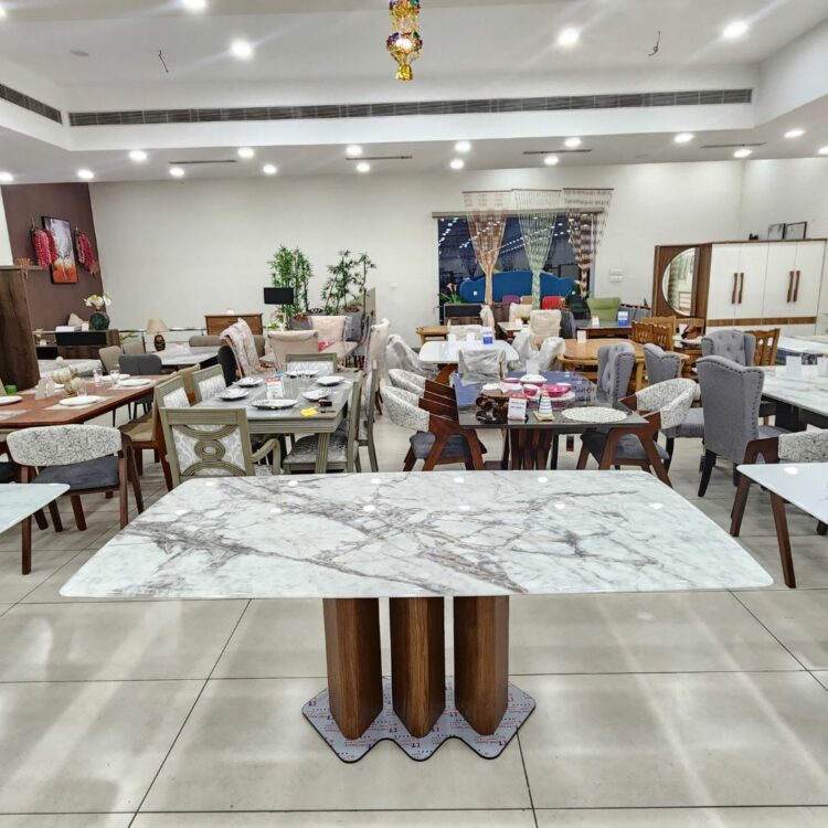 Natural_Marble_Dining_Table_front_side