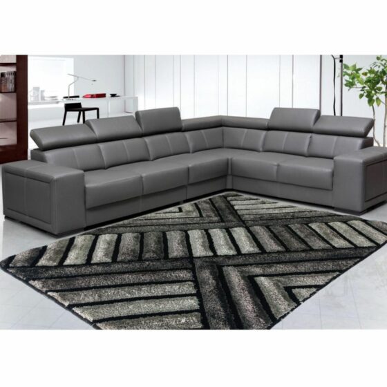 DUNE_Grey_Color_Designer_Shaggy_Carpet_with_Sofa