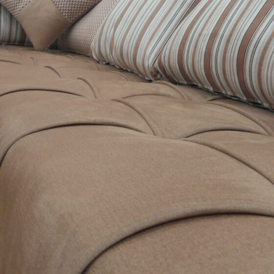 3+C+2_Sofa_Montana_for_an_Elegant_Living_Room_fabric