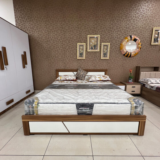 Sueno Engineered wood bed room set